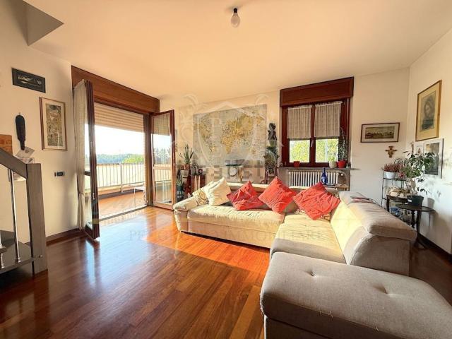 Appartamento in vendita di 130 m² in Via Piave