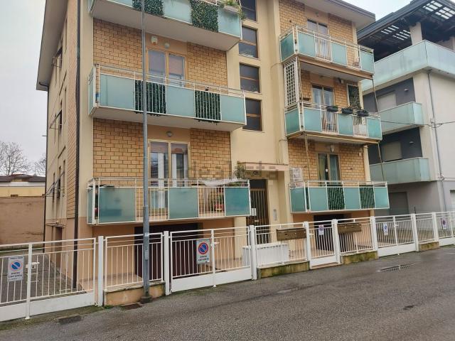 Appartamento in vendita di 130 m² in Via Pietro Maroncelli