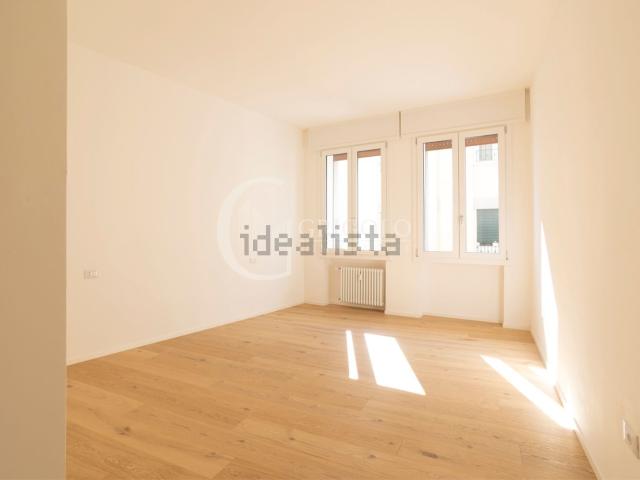 Appartamento in vendita di 130 m² in Via Pietro di Dante