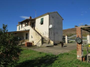 Appartamento in vendita di 130 m² in Via Pisana Livornese, 87