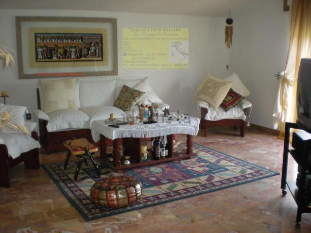 Appartamento in vendita di 130 m² in Via Prato Cesarino