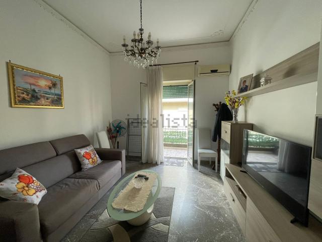 Appartamento in vendita di 130 m² in Via Prof. Sfameni