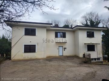 Appartamento in vendita di 130 m² in Via Quattro Strade, 132