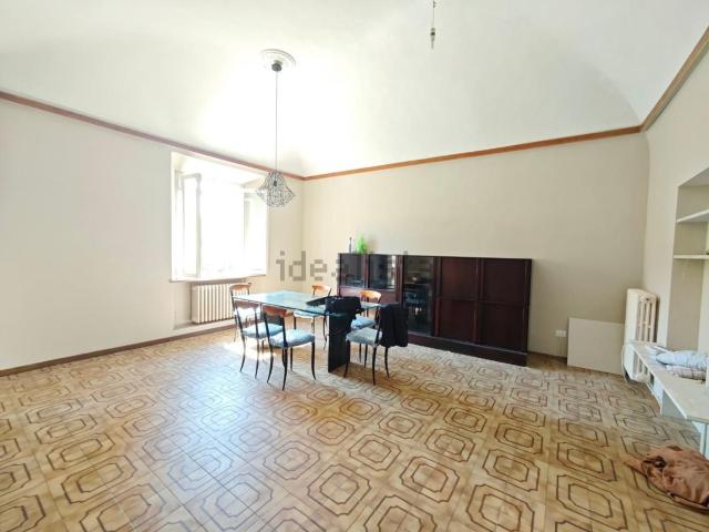 Appartamento in vendita di 130 m² in Via Roma