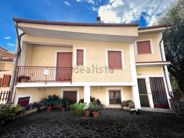 Appartamento in vendita di 130 m² in Via Roma