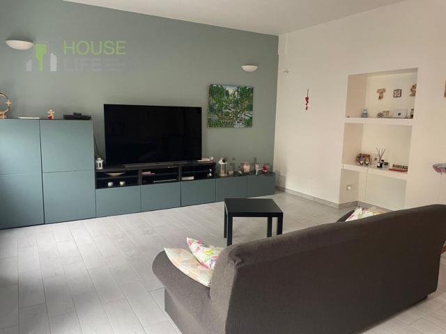 Appartamento in vendita di 130 m² in Via Roma