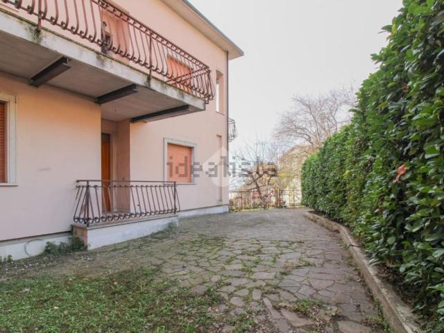 Appartamento in vendita di 130 m² in Via Ragazzi del 99
