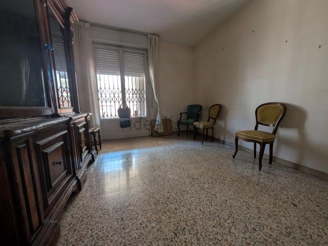 Appartamento in vendita di 130 m² in Via Reims