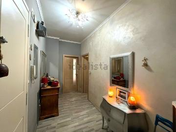 Appartamento in vendita di 130 m² in Via Renato Rajola