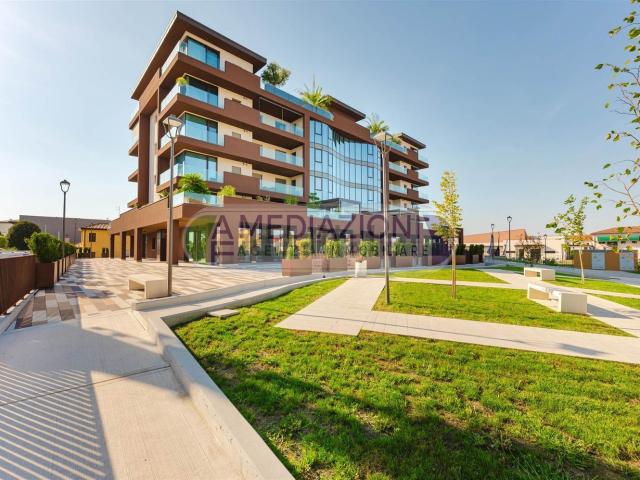Appartamento in vendita di 200 m² in Via Riviera del Brenta, 1