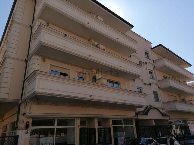 Appartamento in vendita di 130 m² in Via Tommaso Piano