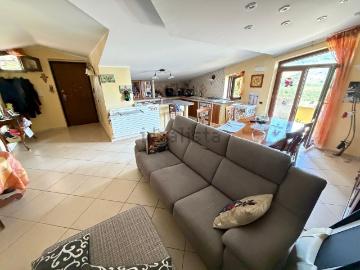 Appartamento in vendita di 130 m² in Via Toppola, 13