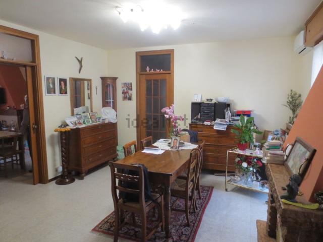 Appartamento in vendita di 130 m² in Via Torino