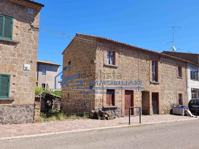 Appartamento in vendita di 130 m² in Via Teverina