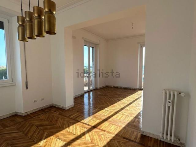 Appartamento in vendita di 130 m² in Via Tembien