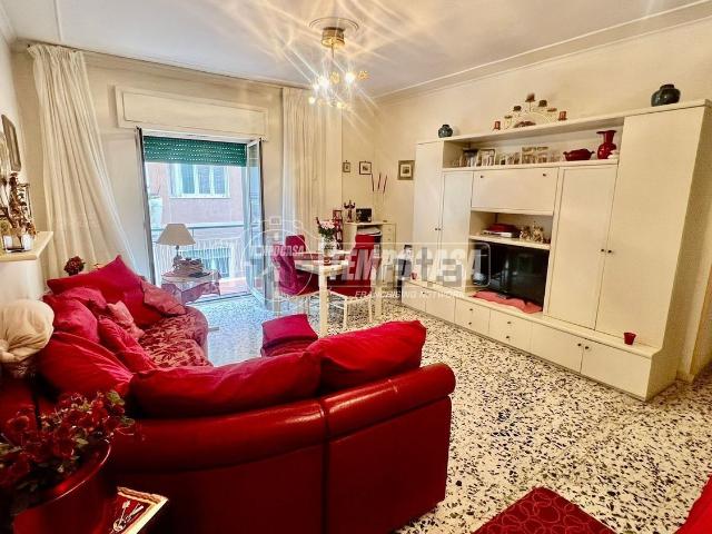 Appartamento in vendita di 130 m² in Via Terracina