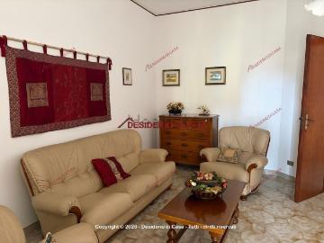 Appartamento in vendita di 130 m² in Via Trento, 32
