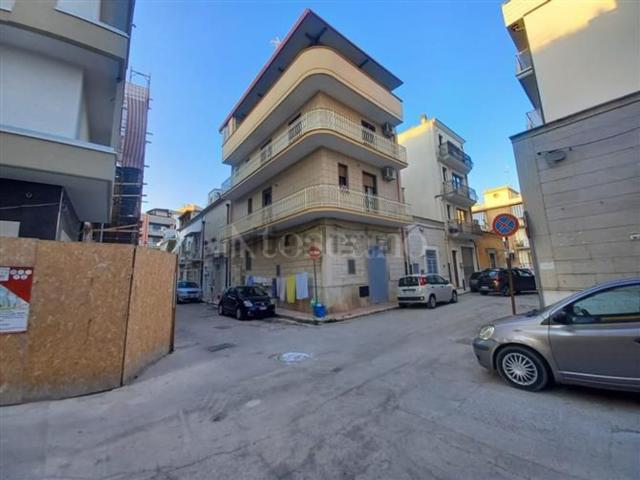 Appartamento in vendita di 130 m² in Via Trieste