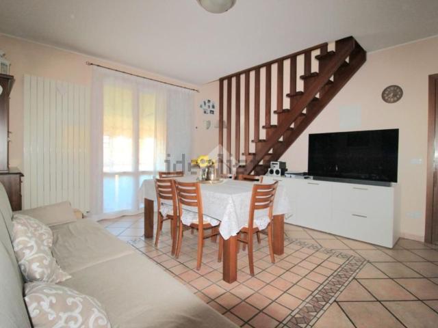Appartamento in vendita di 130 m² in Via Tullio Battelli, 191