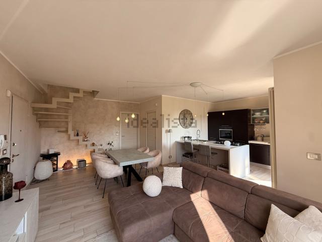 Appartamento in vendita di 130 m² in Via Umberto I °, 158