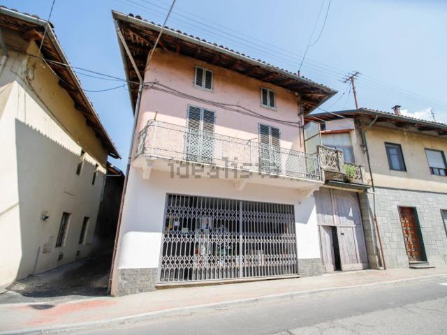 Appartamento in vendita di 130 m² in Via Umberto I°, 39