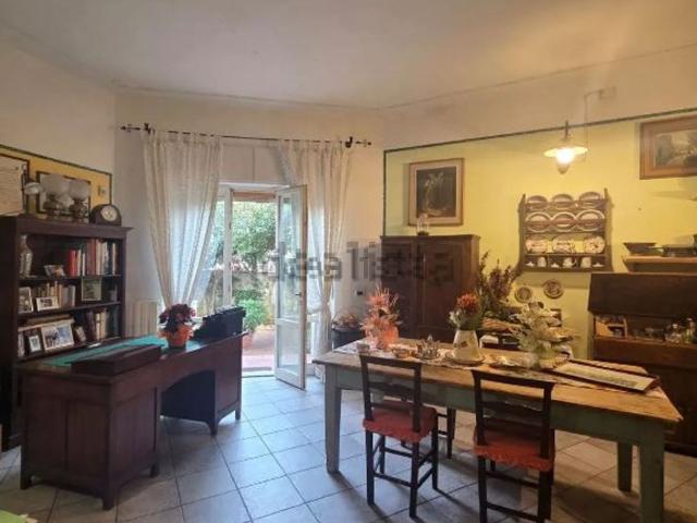 Appartamento in vendita di 130 m² in Via Umberto Lusena