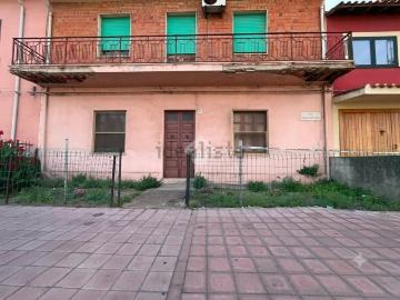Appartamento in vendita di 130 m² in Via Vandalino Casu, 6
