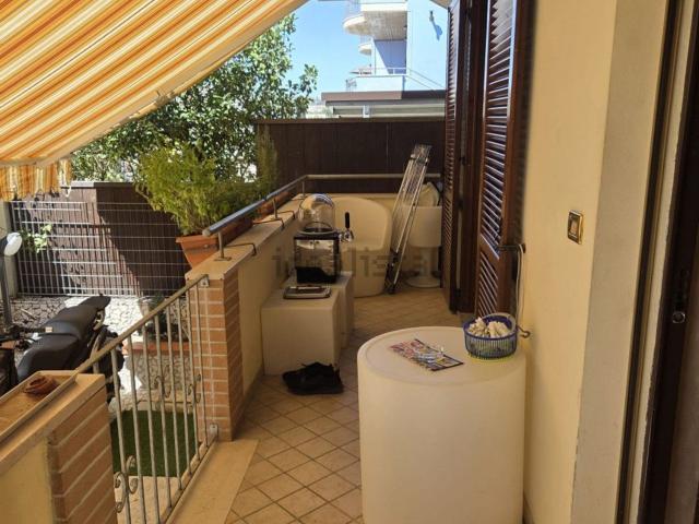 Appartamento in vendita di 130 m² in Via Vestina