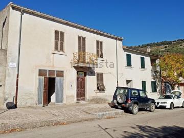 Appartamento in vendita di 130 m² in Via Vittorio Emanuele, 248