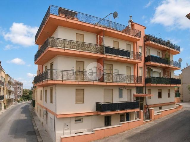 Appartamento in vendita di 130 m² in Via Vittoria Colonna, 8