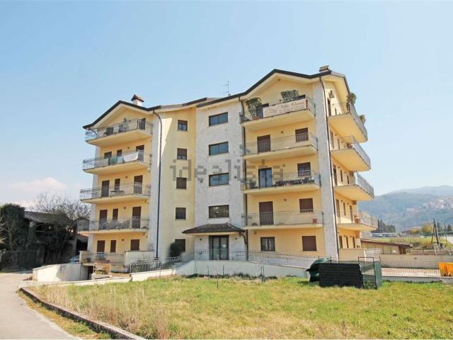Appartamento in vendita di 130 m² in Via Villa Orrea