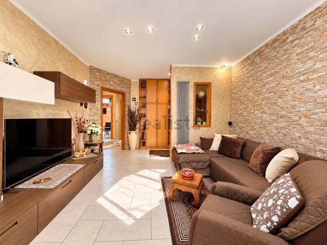 Appartamento in vendita di 130 m² in Via Vincenzo Ciardo, 66