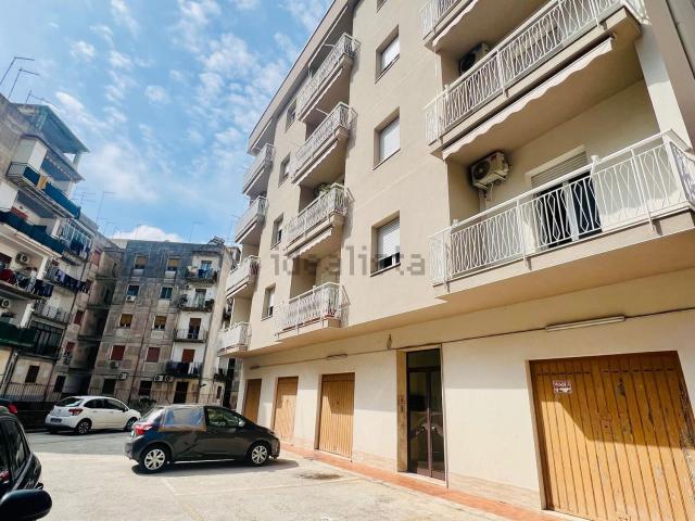 Appartamento in vendita di 130 m² in Viale Tica