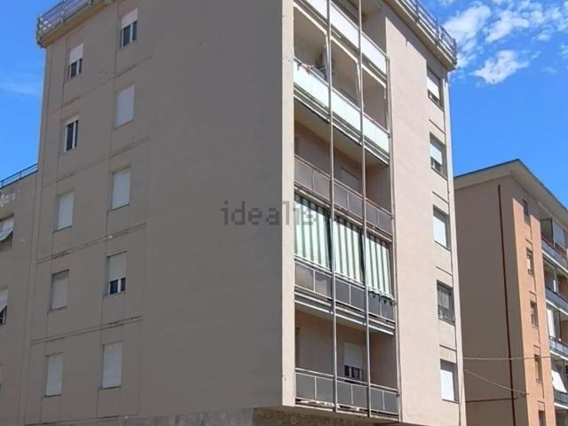 Appartamento in vendita di 130 m² in Viale Vittorio Veneto, 27