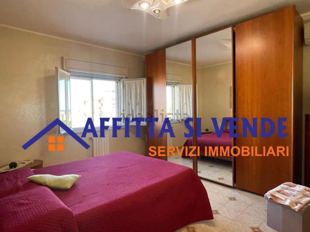 Appartamento in vendita di 130 m² in Viale Algeri, 73