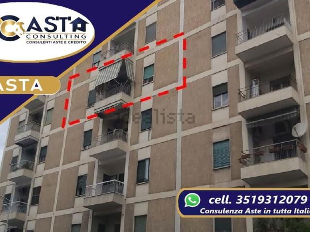 Appartamento in vendita di 130 m² in Viale delle Medaglie D&apos Oro, 1