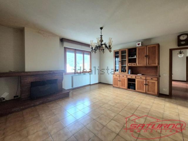 Appartamento in vendita di 130 m² in Viale Europa