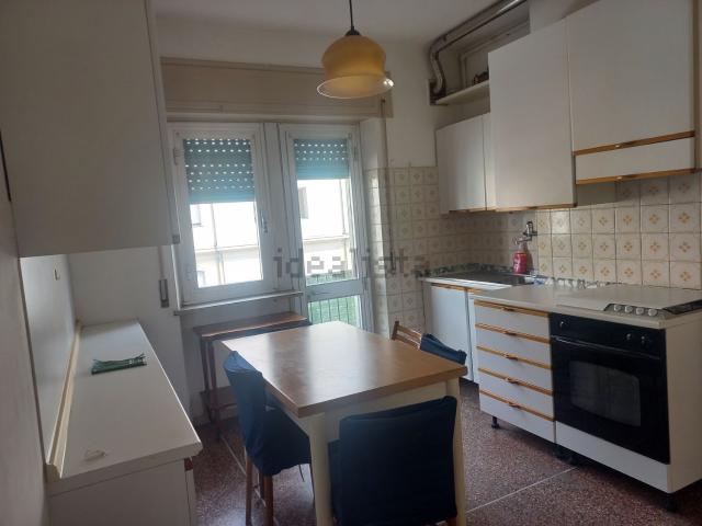 Appartamento in vendita di 130 m² in Viale Europa Unita, 82