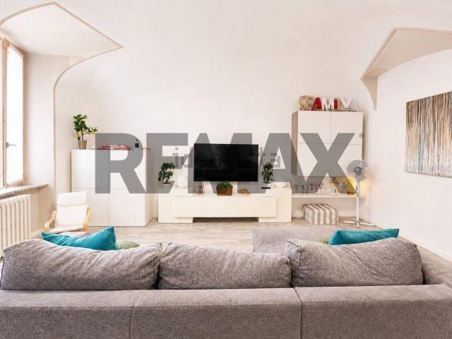 Appartamento in vendita di 130 m² in Viale Giuseppe Azari, 2