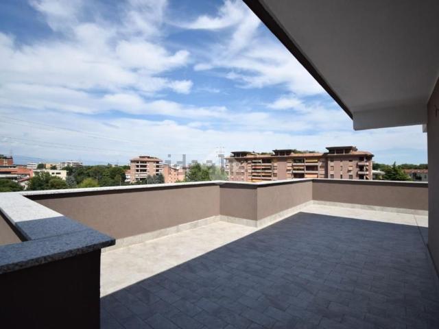Appartamento in vendita di 130 m² in Viale Lombardia, 179