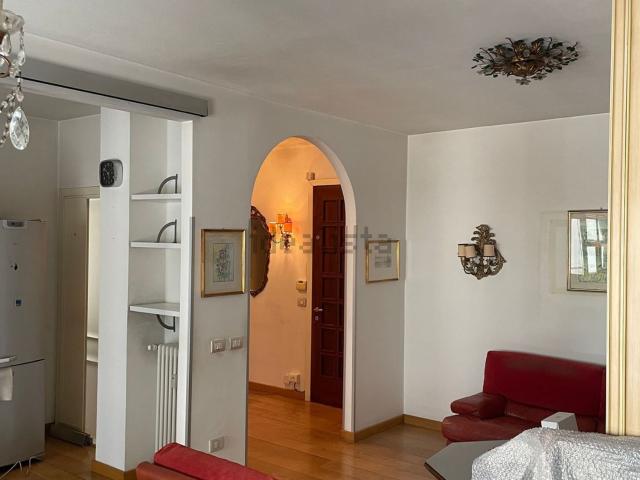 Appartamento in vendita di 130 m² in Viale Monte Grappa