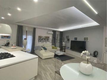 Appartamento in vendita di 130 m² in Viale Scala Greca