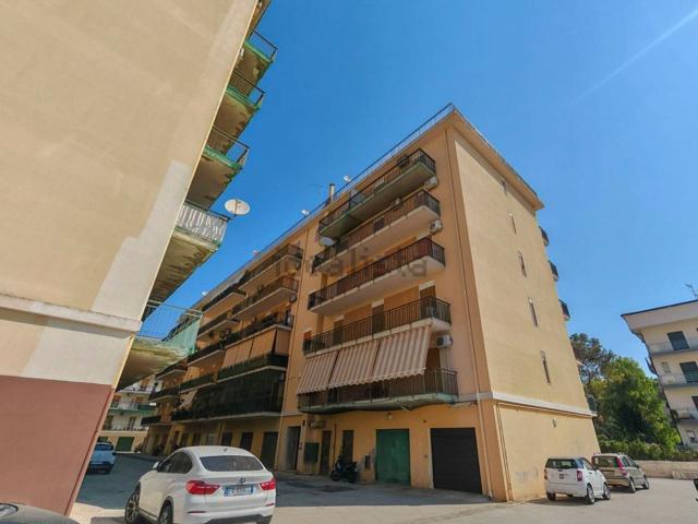 Appartamento in vendita di 130 m² in Viale Scala Greca, 157