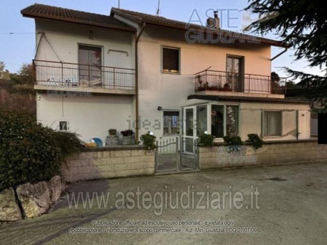 Appartamento in vendita di 130 m² in Contrada Poggio Cavallo