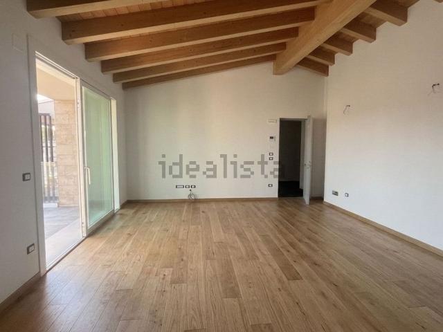 Appartamento in vendita di 130 m² in Largo San Giorgio, 14