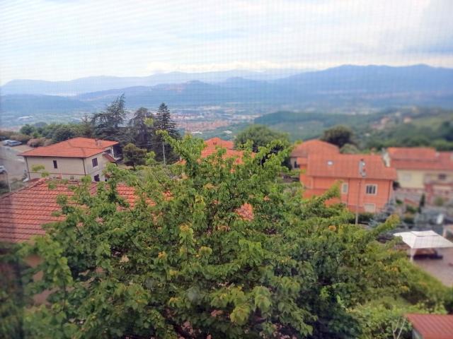 Appartamento in vendita di 130 m² in Piazza Aia di Croce
