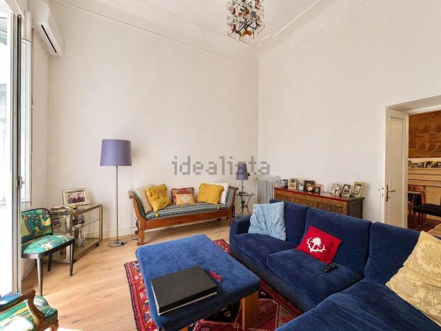 Appartamento in vendita di 130 m² in Piazza Domenico Chiodo