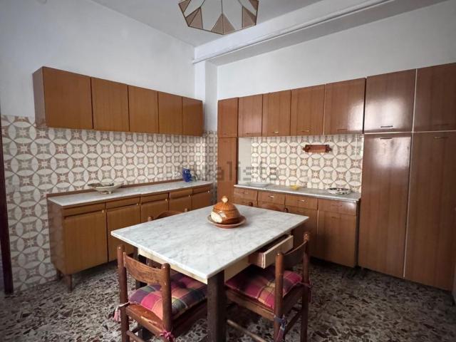 Appartamento in vendita di 130 m² in Piazza IV Novembre