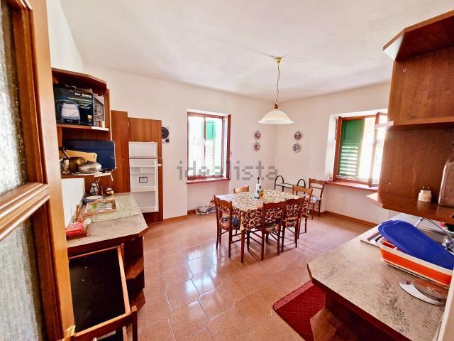 Appartamento in vendita di 130 m² in Piazza Maggiore