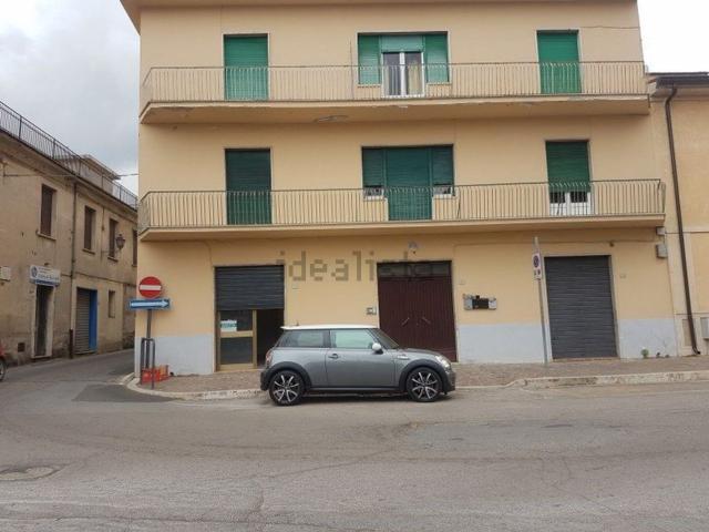 Appartamento in vendita di 130 m² in Piazza San Tommaso, 2